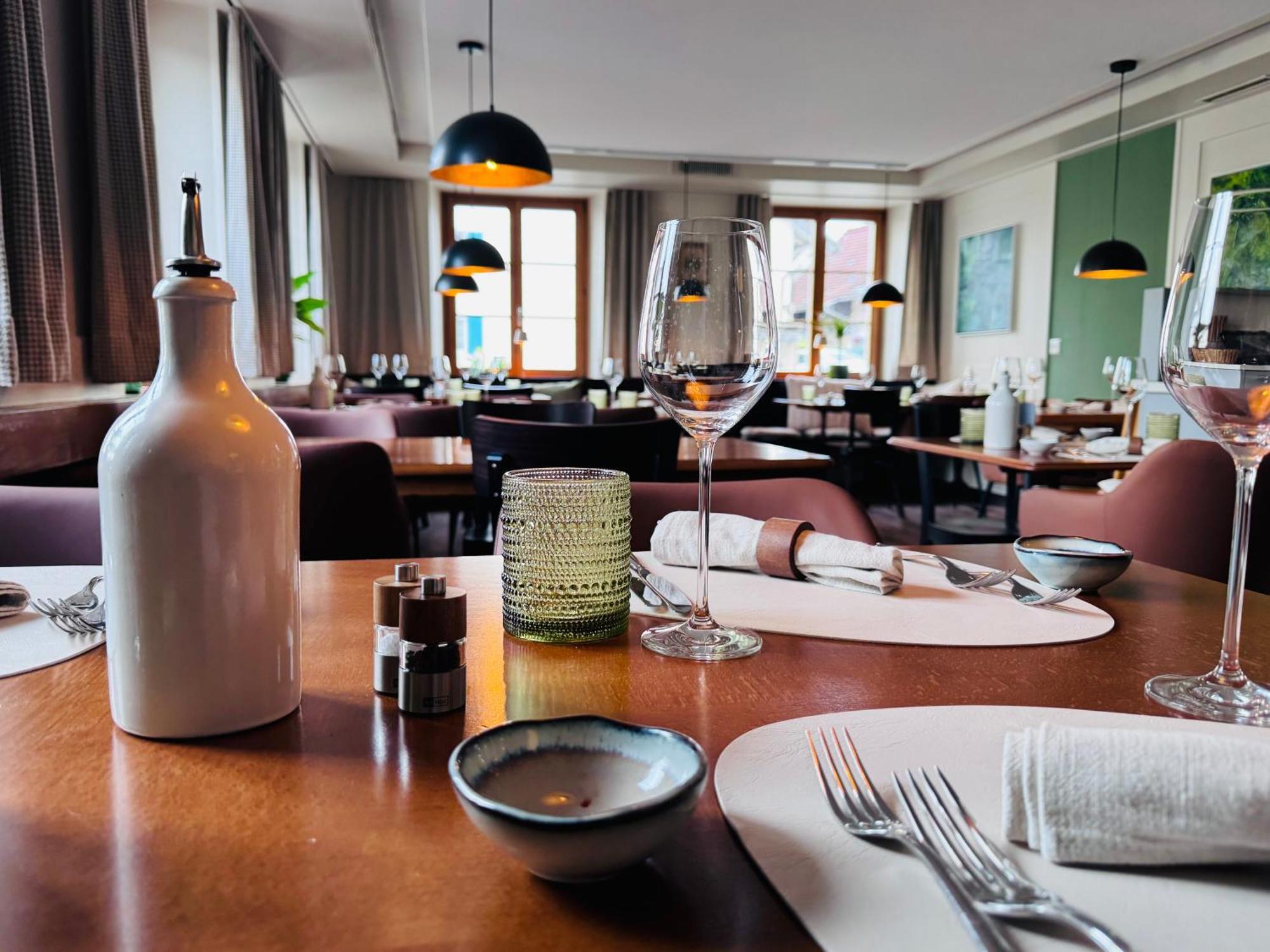 Gasthaus Zum Loewen Neftenbach Kültér fotó