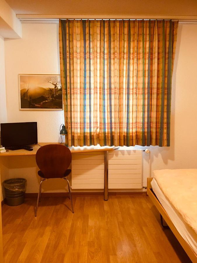 Gasthaus Zum Loewen Neftenbach Kültér fotó